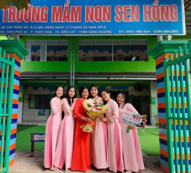 Tổ chức sinh nhật tại Sen Hồng