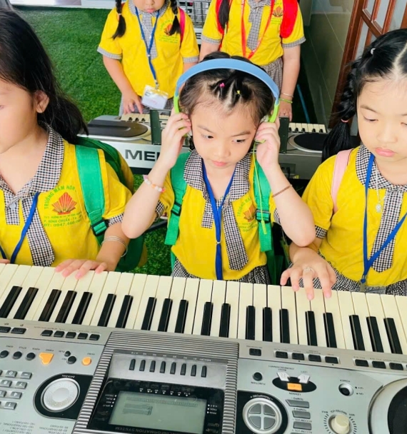 Anh Dương - phụ huynh Bé Thư